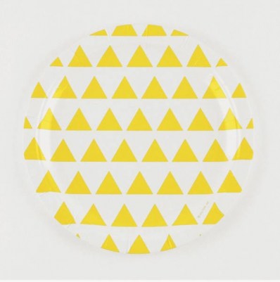 Platos-triangulos-amarillos