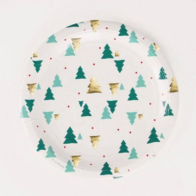 paper-plate-foil-christmas-tree